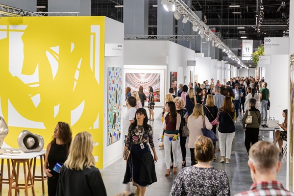 Art Basel Miami Beach 2020 - 4 > 6 December, 2020 @ArtBasel