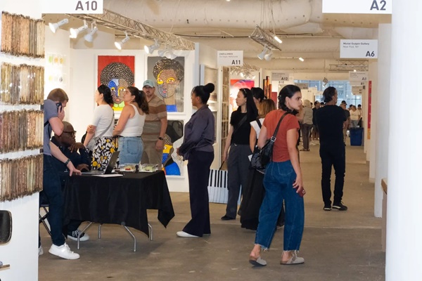 click to enlarge- double click to reduce Affordable Art Fair 2026 New York FALL, USA - 16 > 20 September, 2026 @AAFNYC