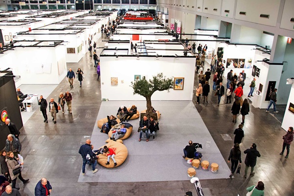 click to enlarge- double click to reduce Arte Padova 2019 - 15 > 18 Novembre, 2019 @ArtePadova
