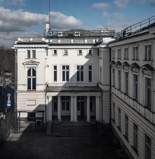 ART WARSAW VILLA RÓŻ 2026 - May 21 > 24, 2026  @artwarsaw
