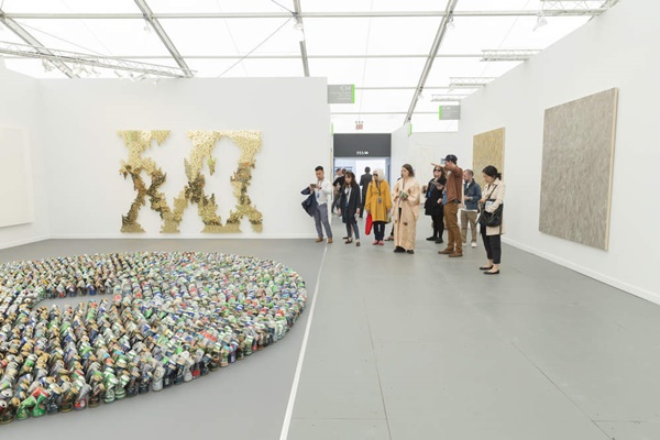 click to enlarge- double click to reduce Frieze London 2019 - 3–6 October, 2019 @FriezeArtFair